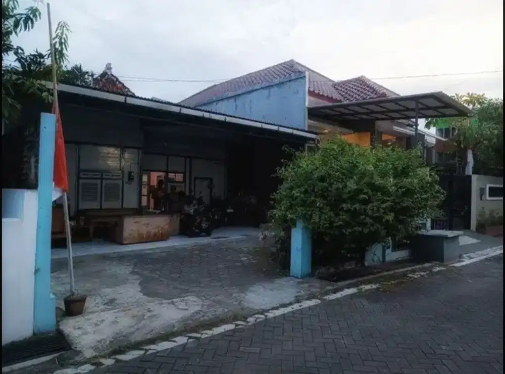 Rumah Lama Pusponjolo Lokasi Legendaris Strategis Tengah Kota Semarang