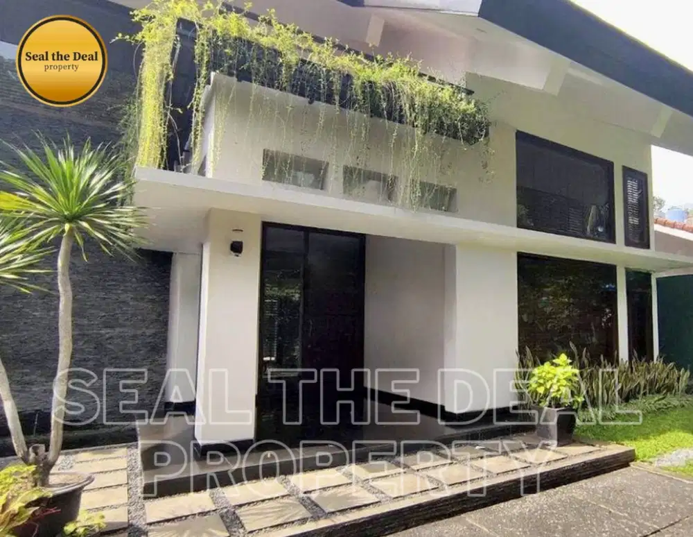 Disewakan Rumah Di Senopati/SCBD/Kebayoran Baru Jakarta Selatan STD581