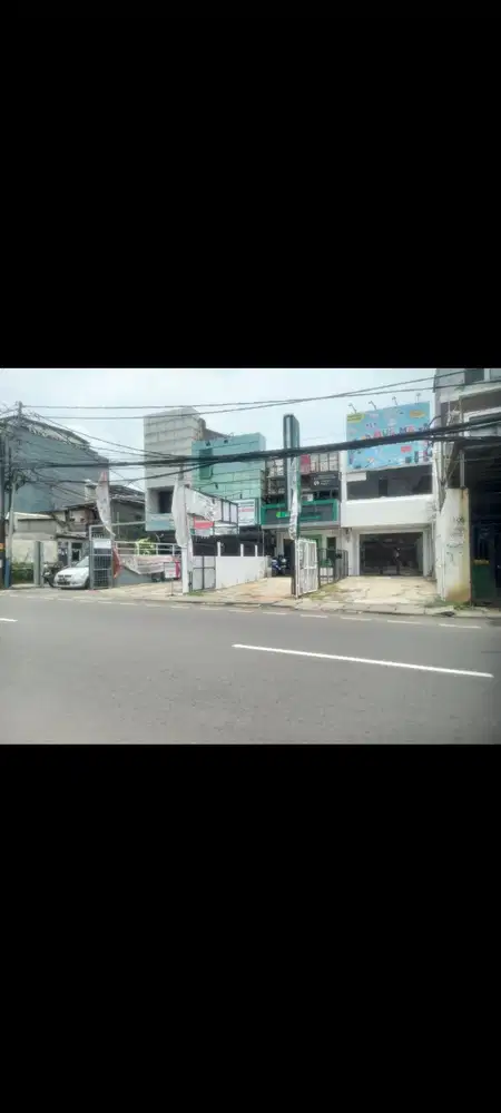 Di jual ruko bagus 2 lantai di utan kayu jaktim