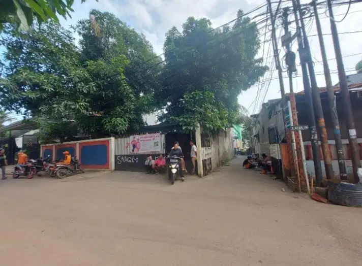 Rumah murah di Tebet, Jalan 2 mobil lebar,dekat area gedung perkantor