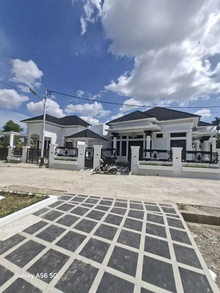 RUMAH READY DENGAN TANAH YG LUAS CLUSTER DEKAT KAMPUS UNAND