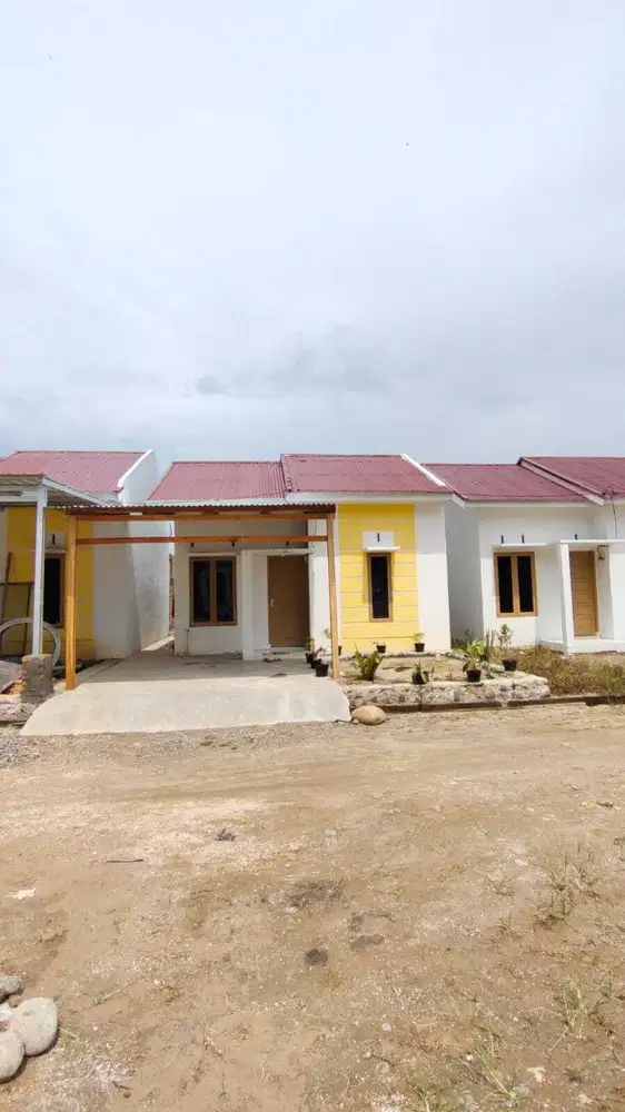 Perumahan subsidi pakai keramik di Padang