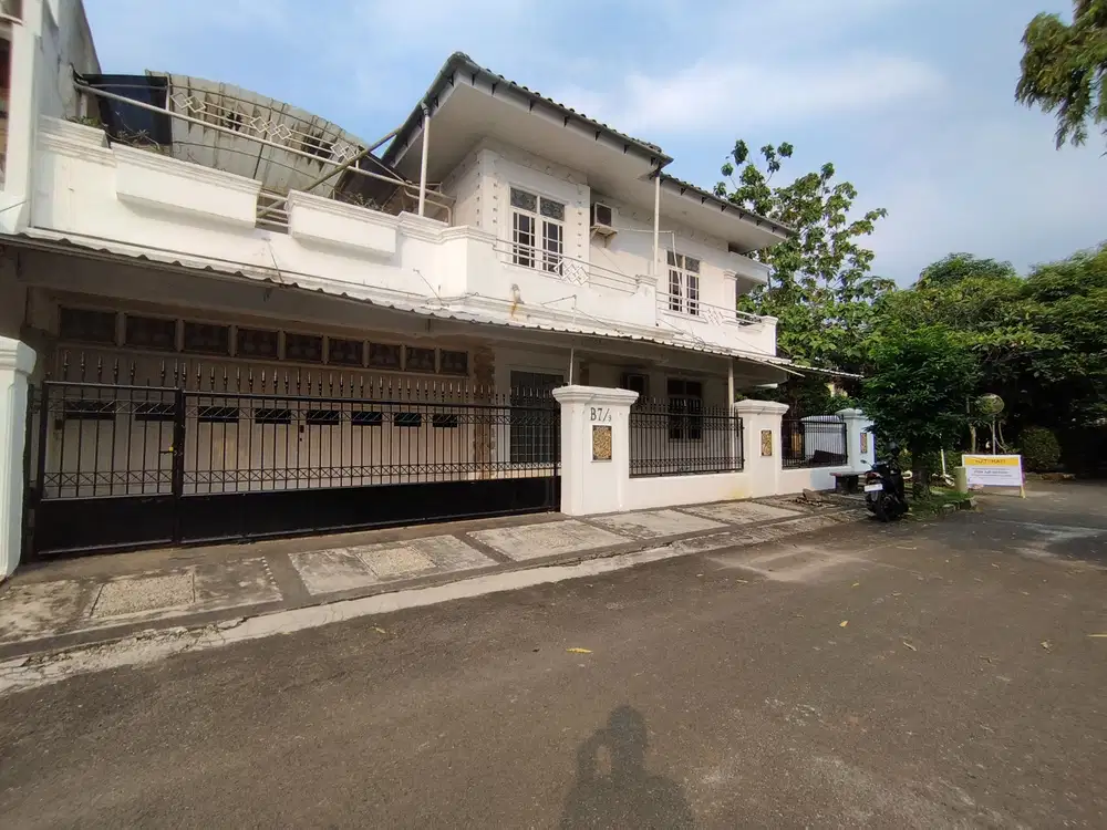 Rumah sewa jagakarsa dekat hotel aston priorit Jakarta selatan