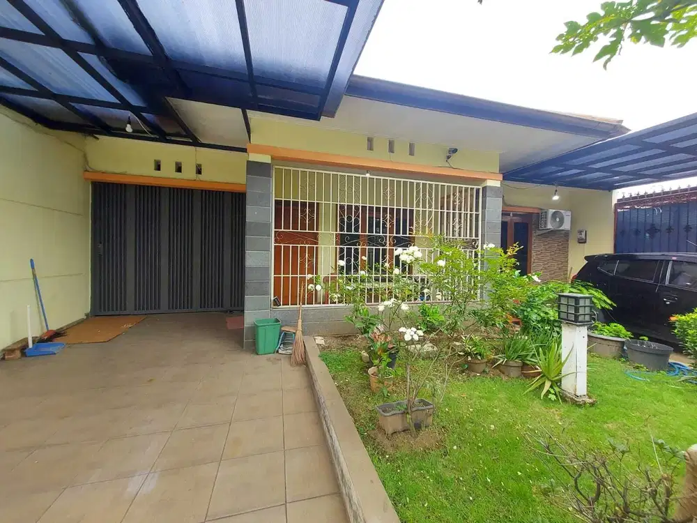Rumah nyaman jalan lebar di Turangga dekat Trans studio