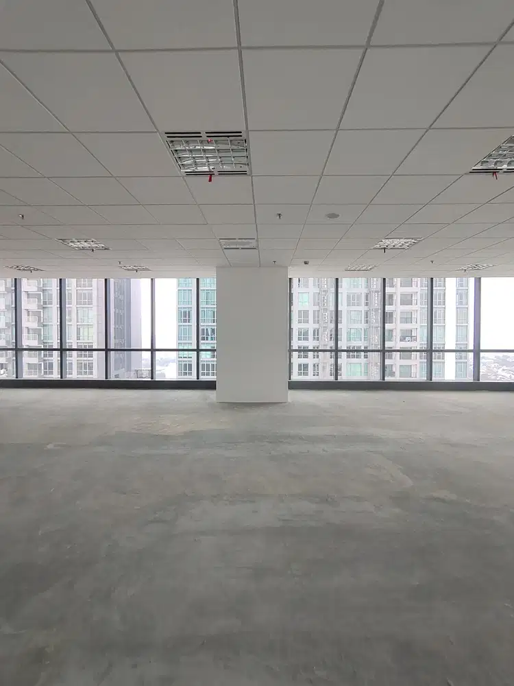 Ruang kantor luas 1/2 lantai di Holland Village