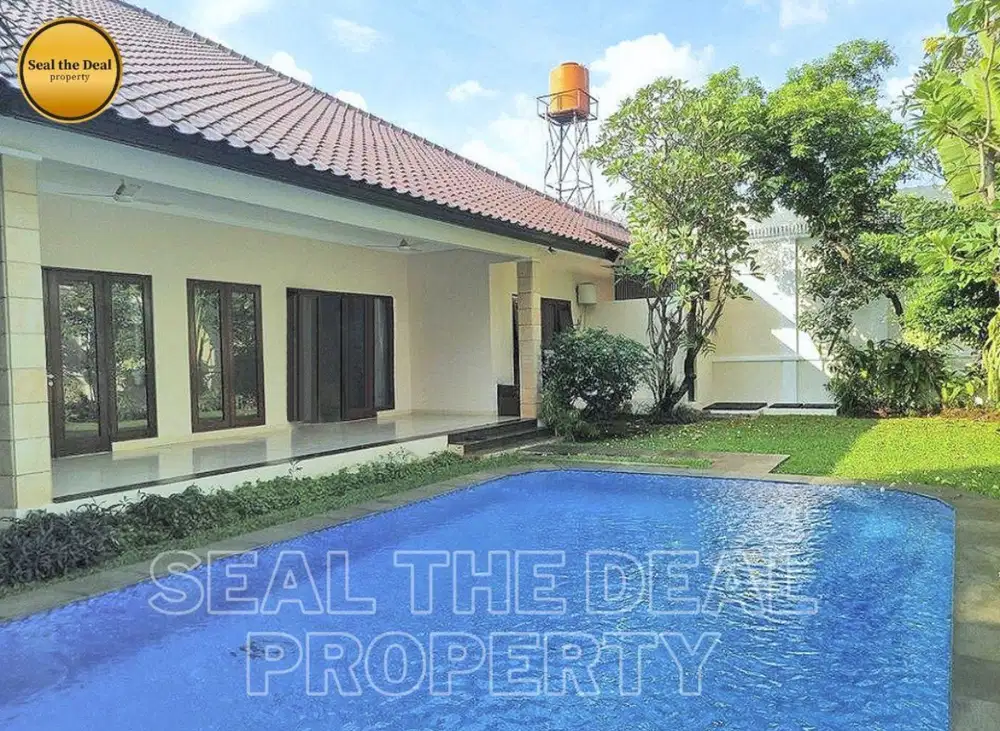 Disewakan Rumah di Area Kemang Jakarta Selatan STDN0161