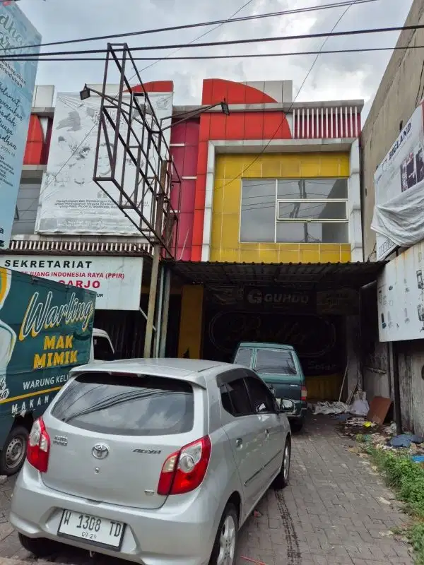 Disewakan Ruko di Raya Bligo Candi Sidoarjo ada Parkiran Luas