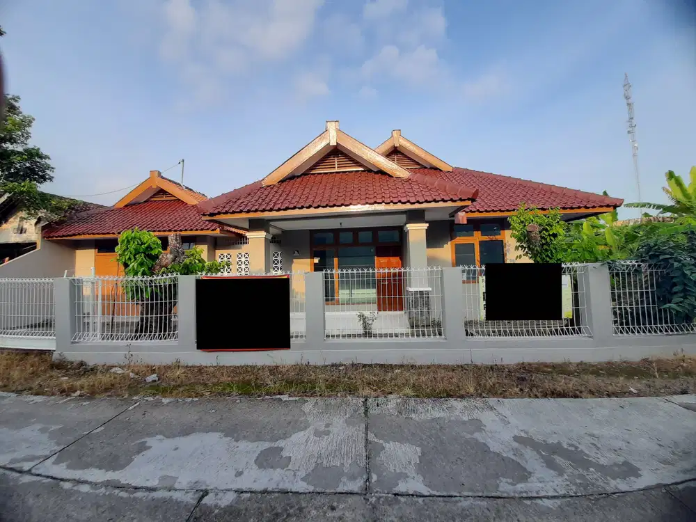 Rumah Timur Perumahan Casa Grande Jogja