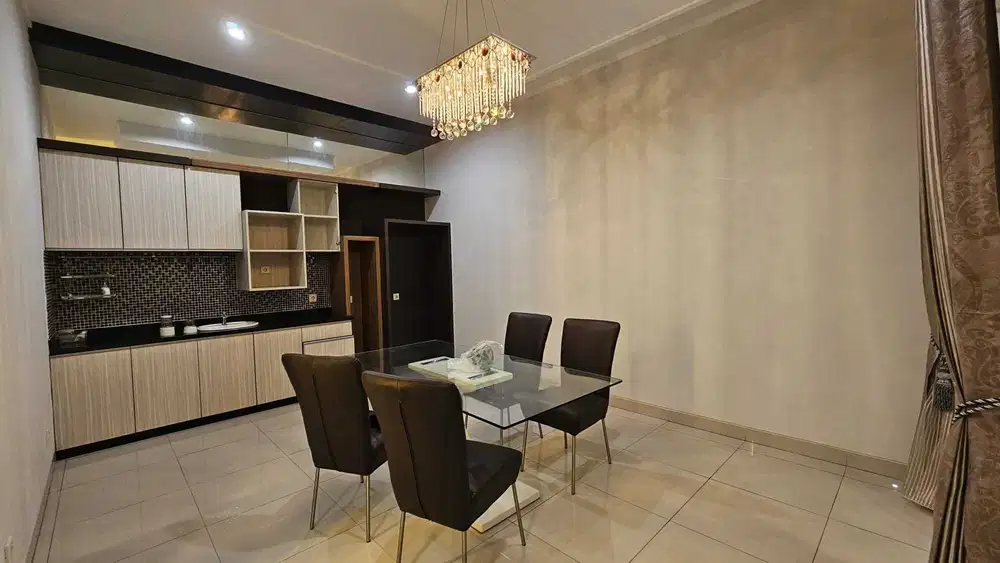 Dijual Rumah di Grand Orchard,Cluster Clover.Kelapa Gading