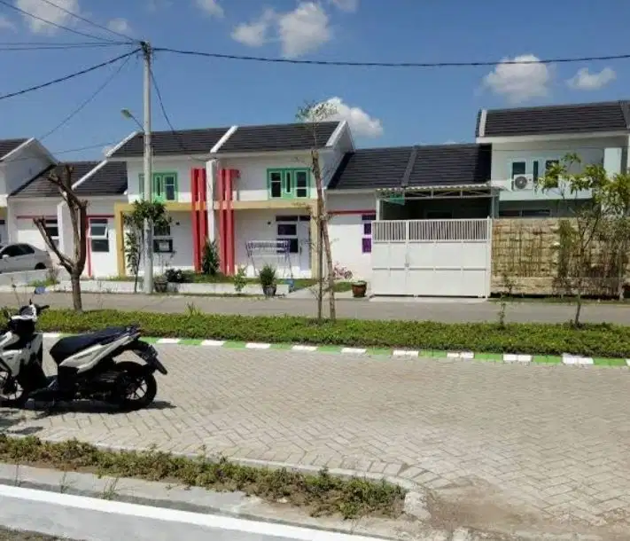Rumah dijual swan Menganti park Gresik Surabaya barat
