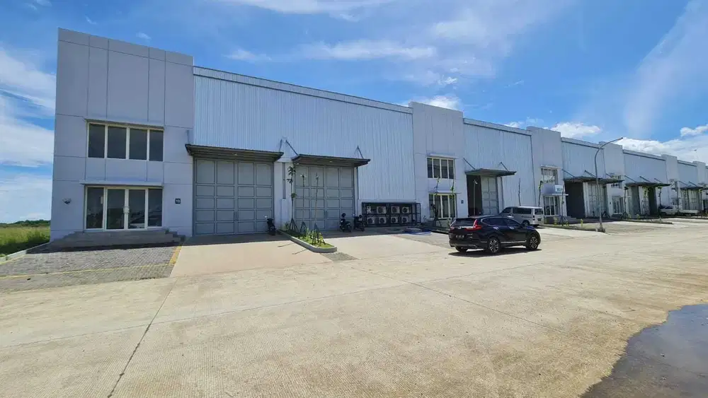 GUDANG + KANTOR SIAP PAKAI DIKAWASAN PERGUDANGAN STRATEGIS USAHA