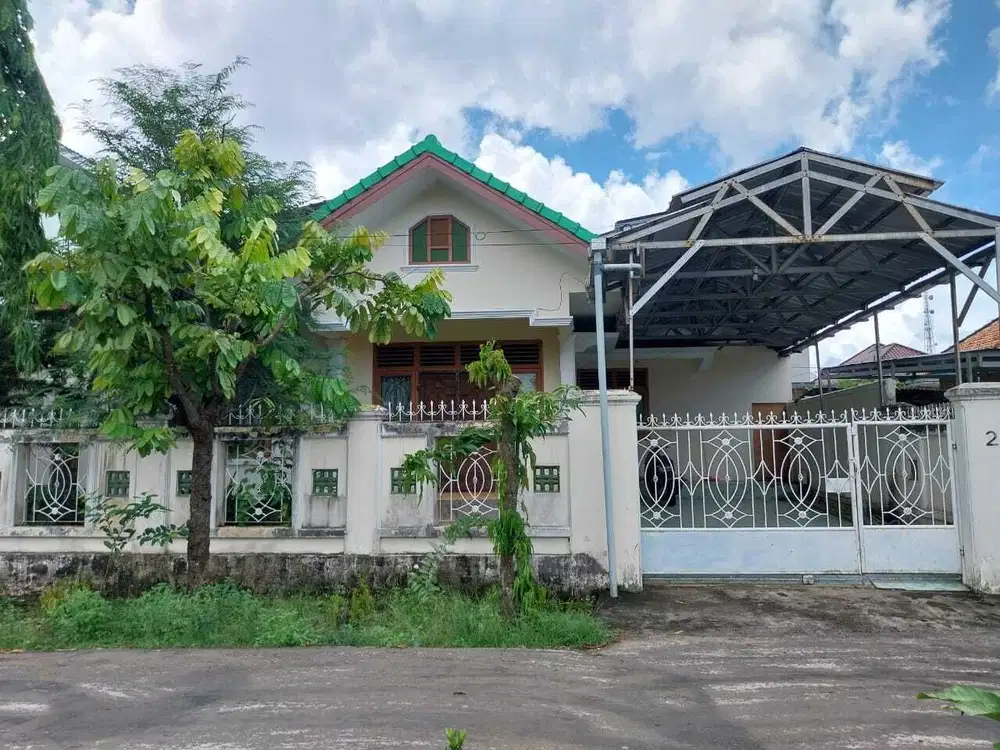 Rumah dijual di macan kumbang ilir barat 1