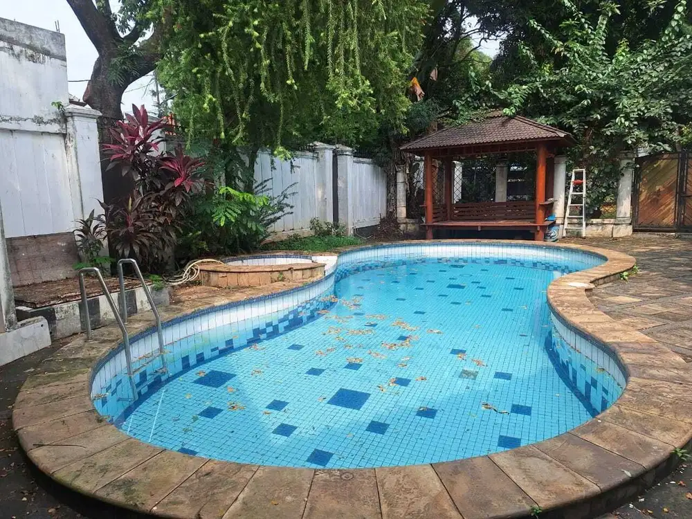 Dijual Murah Rumah di Kebayoran Baru lokasi bebas ganji genap