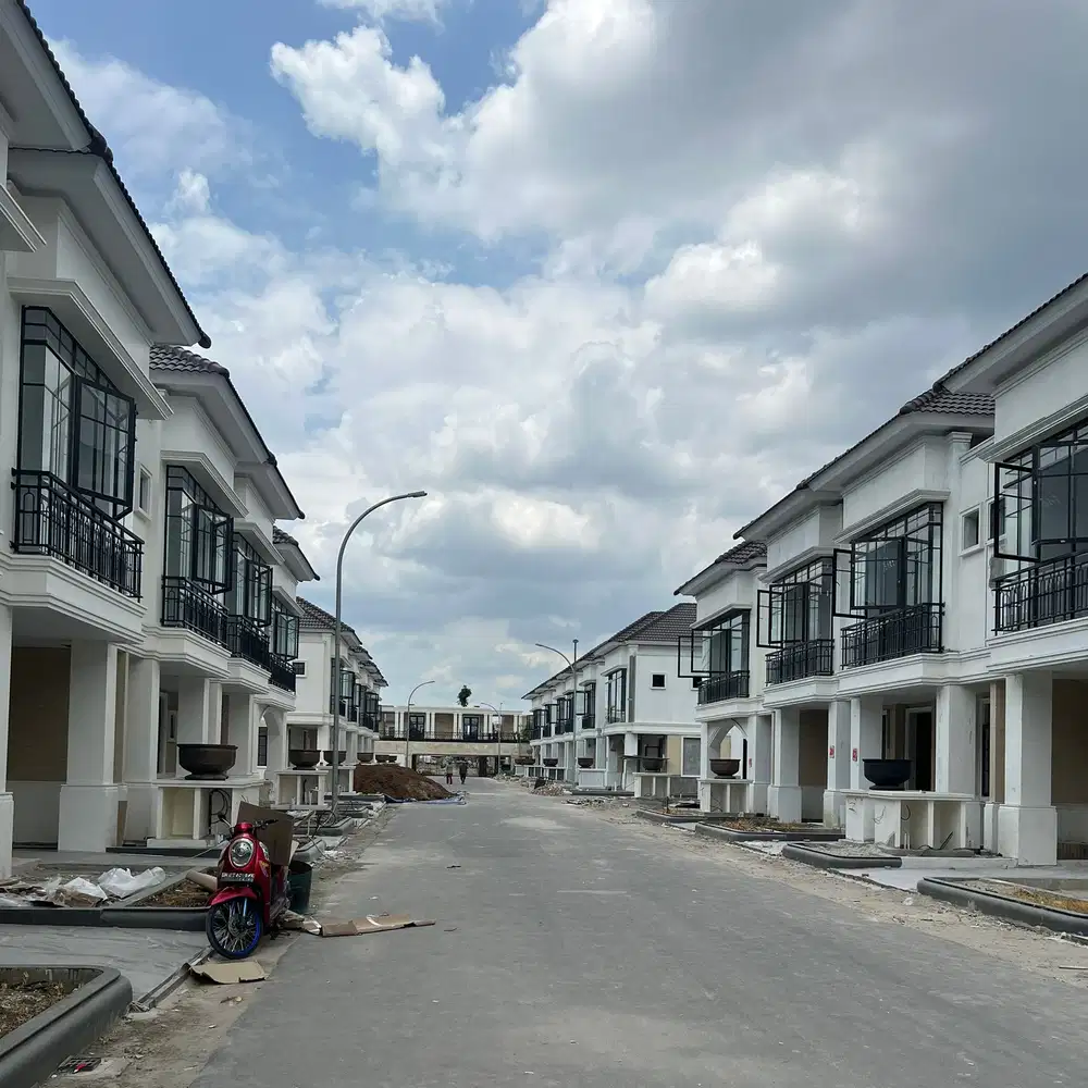 Dijual Villa Komplek Jewel Garden JL Meteorologi Raya