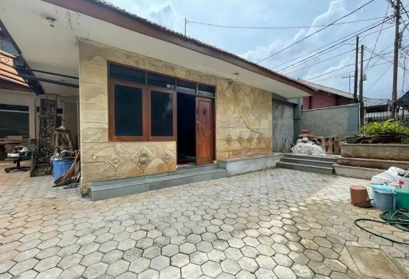 Dijual Rumah di Bendungan Hilir dekat Gatot Subroto