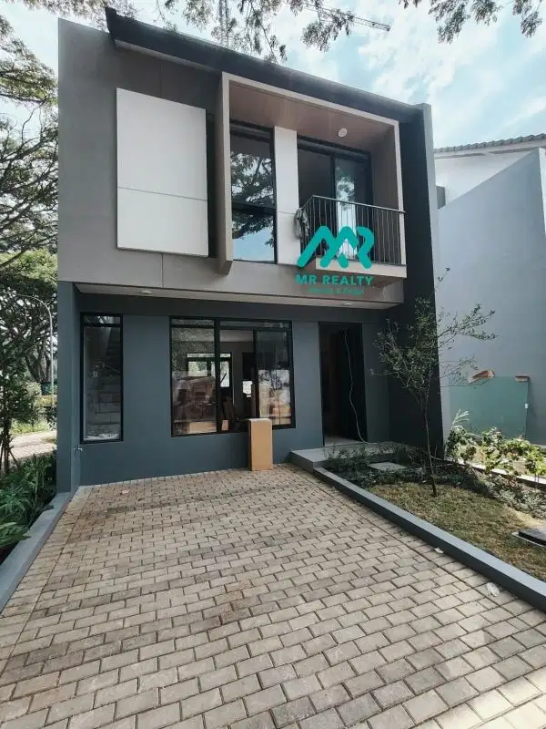 Rumah View Cantik  2 Lantai Kota Baru Parahyangan