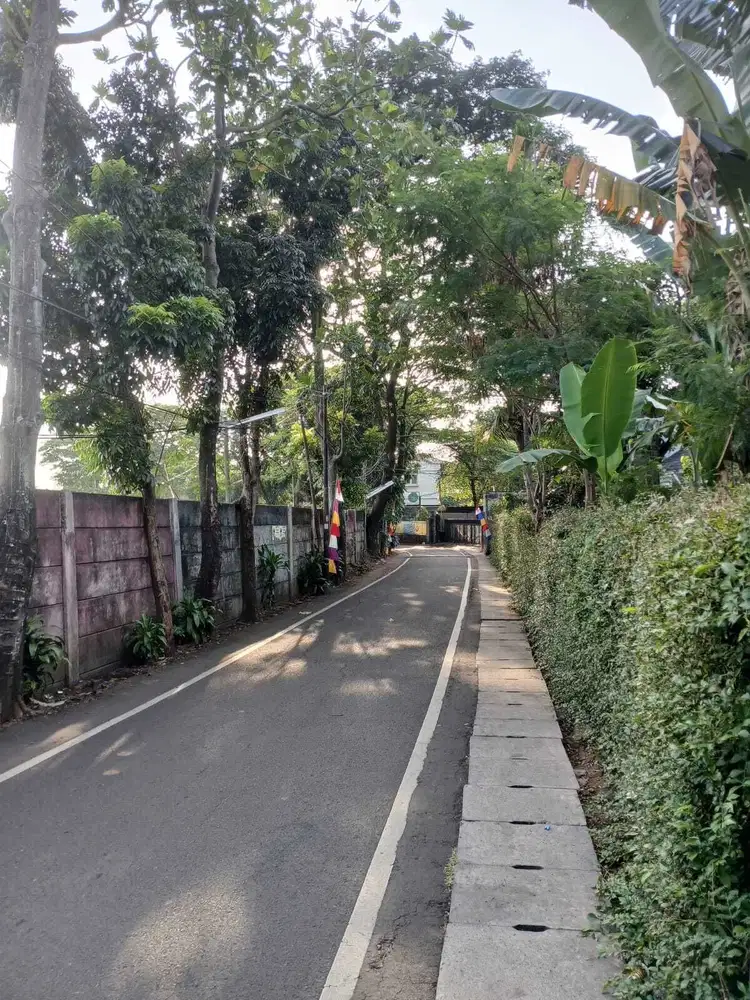 Dijual tanah di Lebak Bulus Dekat komplek perumahan Bumi Karang Tengah