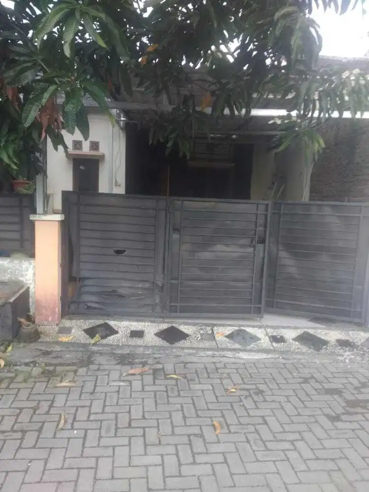 Rumah dijual Jl Graha Syuhada dekat Arteri Soekarno Hatta Pedurungan Tengah