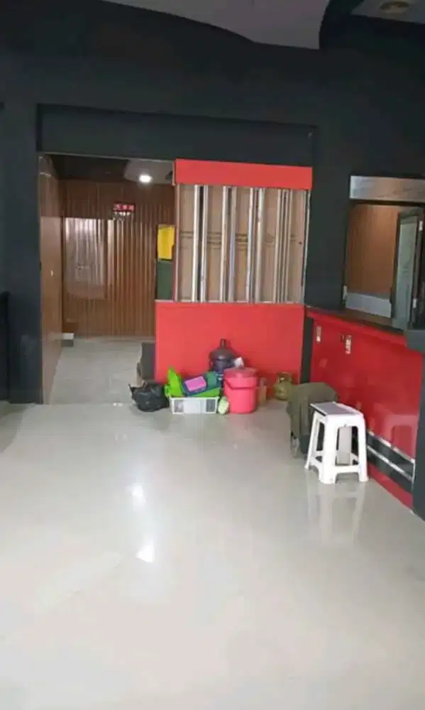 Eks Karaoke di Medoho Raya, Pedurungan, cocok utk tempat usaha kantor