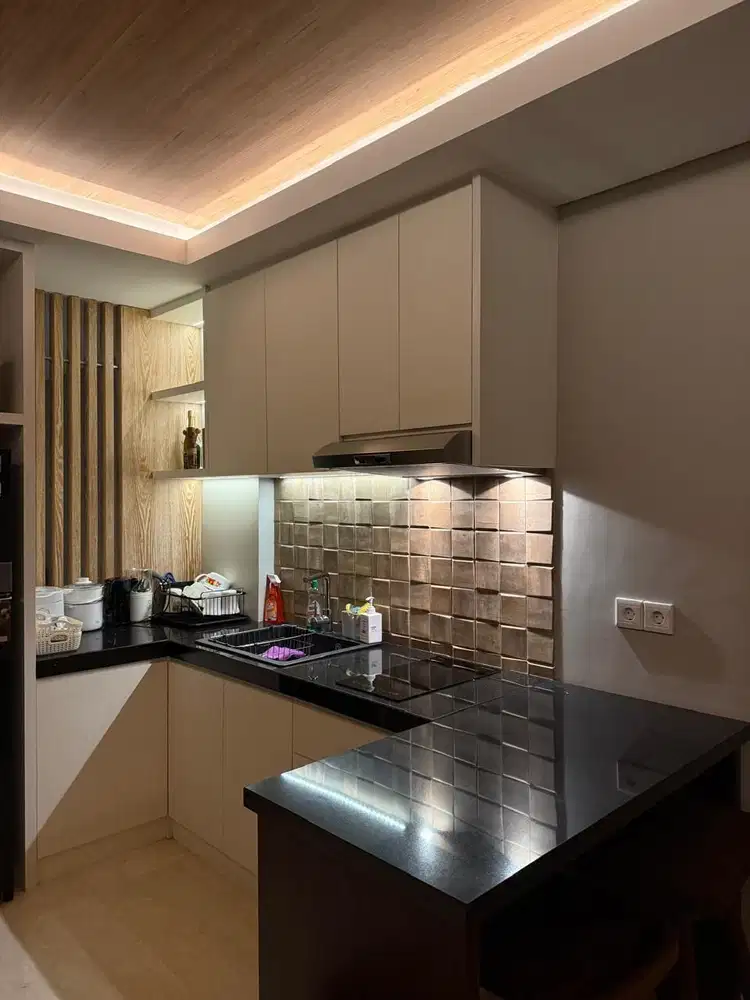 FOR SALE APARTEMENT BEACHWALK RESIDENCE FURNISHED 2 BR DI KUTA