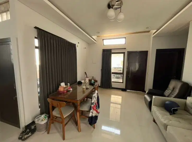 Rumah 2 Lantai Furnished di Podomoro Park Buah Batu Dkt Telkom SHM