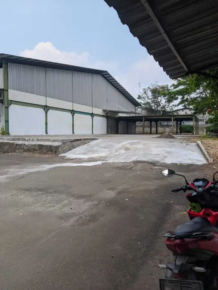 Dijual lahan dan ada gudang, lokasi BSD Taman Tekno pusat pergudangan