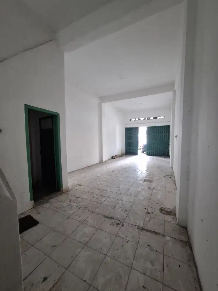 Dijual Ruko Pinggir Jalan Basuki Rahmat