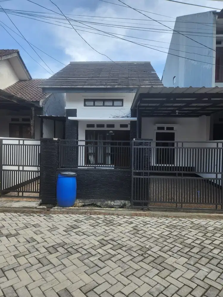 Rumah potensi kostan komplek permata Buahbatu dkt Telkom university