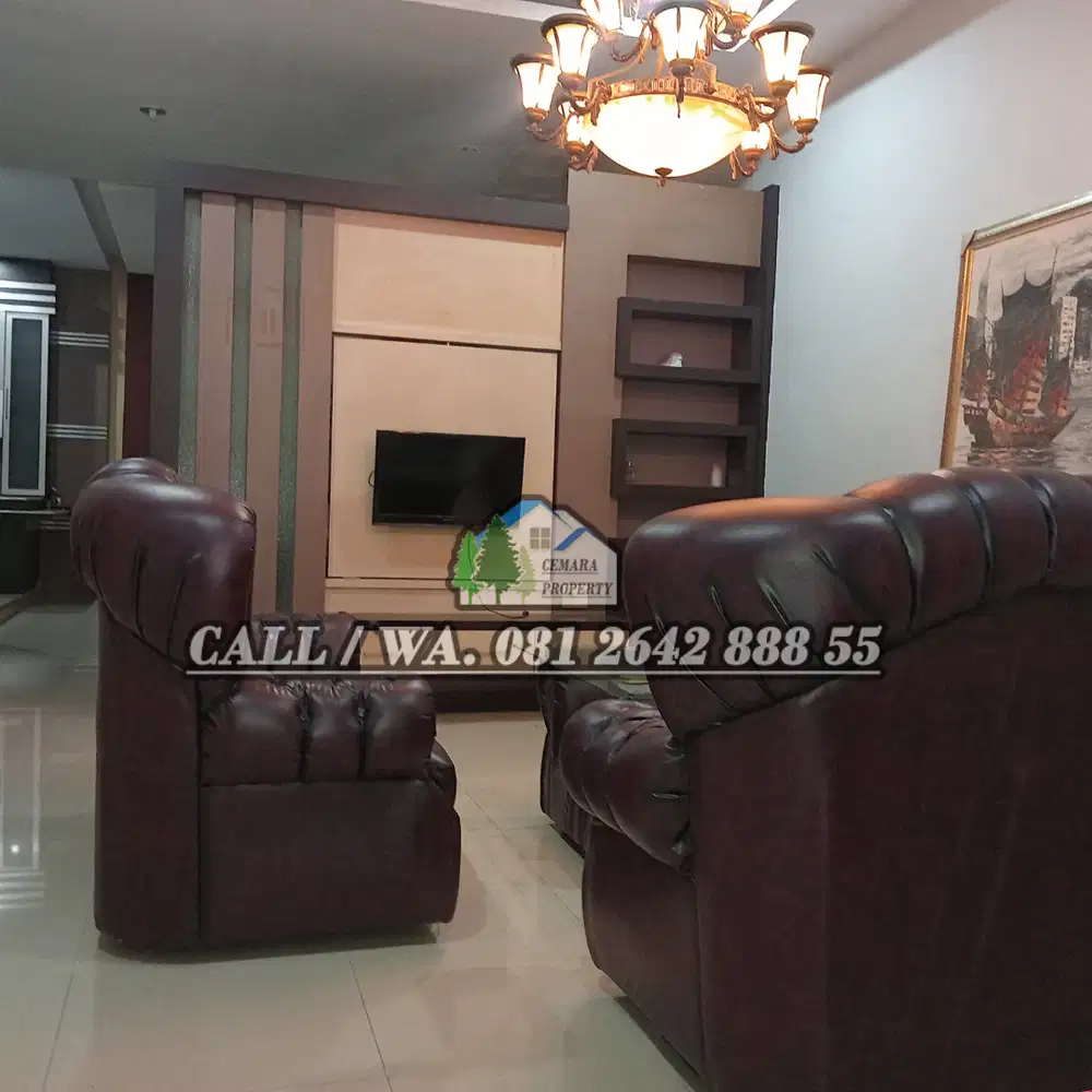 DISEWA VILLA KOMP CEMARA ASRI JALAN FRESIA