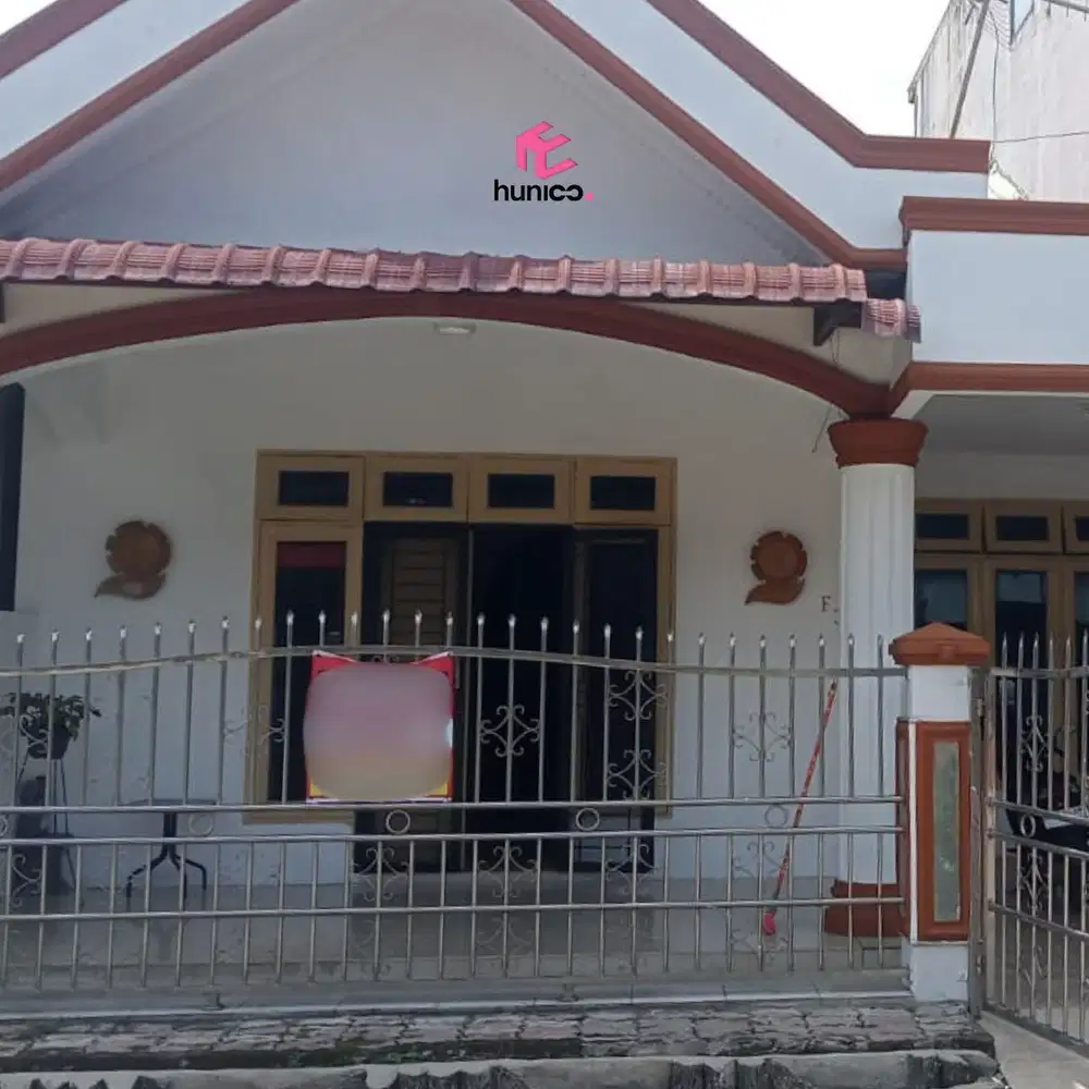 Di Jual/Di Sewakan Rumah Di Komplek Waikiki Di Jalan Flamboyan