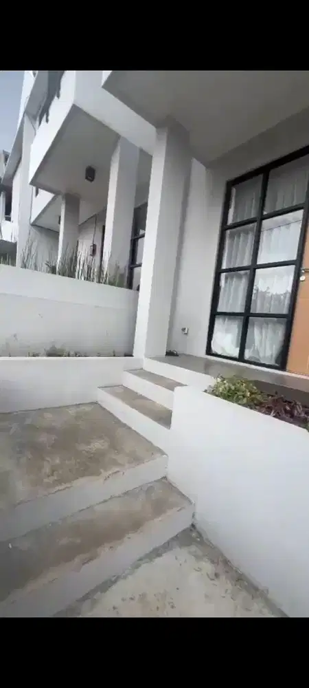 Rumah Baru 2lt Siap Hun