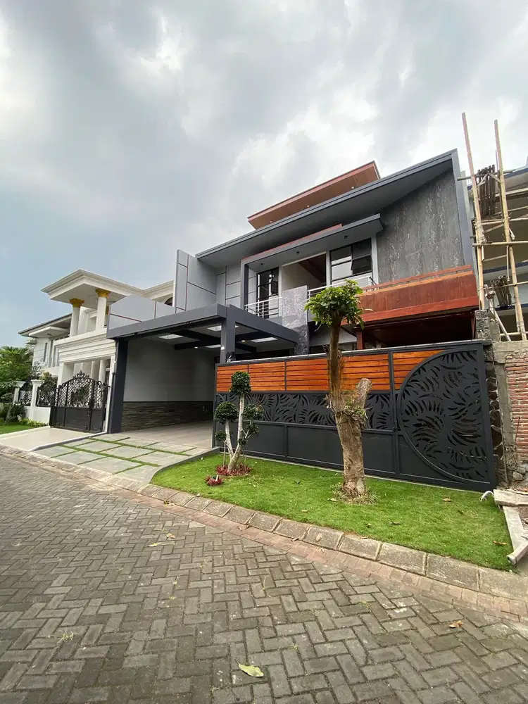 RUMAH BARU MINIMALIS MODEREN ARAYA MALANG
