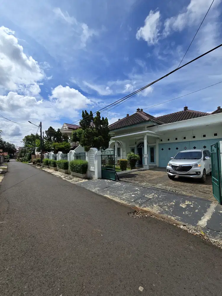 Dijual Rumah second di Kavling Pondok Kelapa Duren Sawit