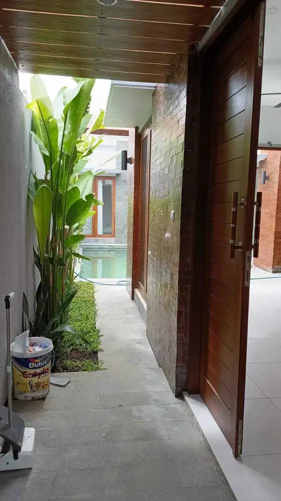 FOR RENT VILLA 3BR PRIVAT POOL STARTEGIS AREA SANUR