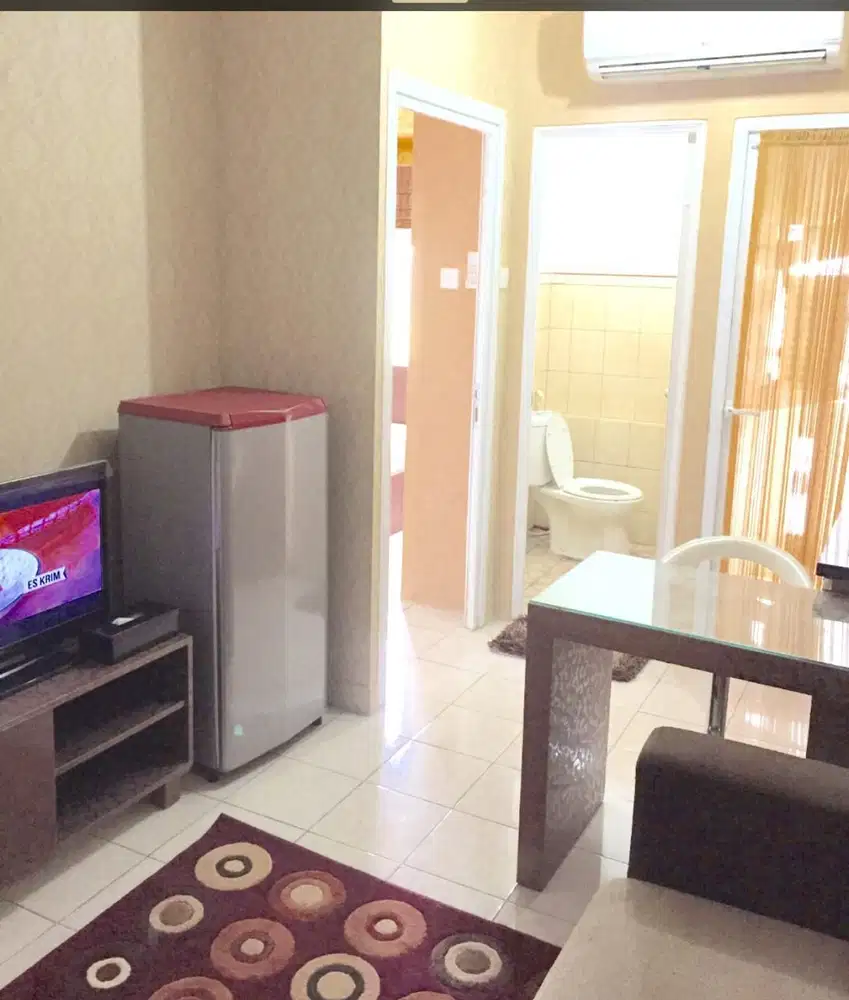 DISEWAKAN ! APARTEMEN 2BR LANTAI RENDAH GREEN PRAMUKA CITY