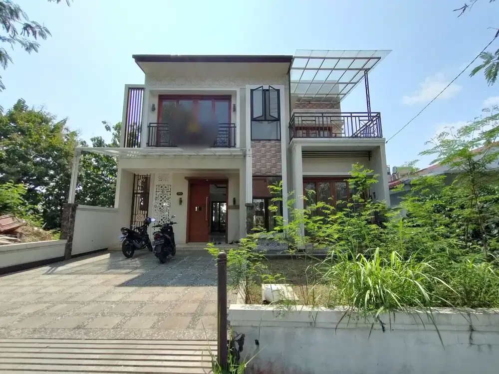 Dijual cepat rumah dengan pemandangan gunung di sentul city