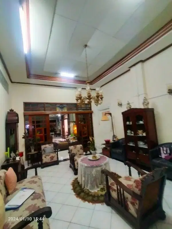 Dijual rumah lokasi ok di sayap Burangrang dan Gatot Subroto  Bandung