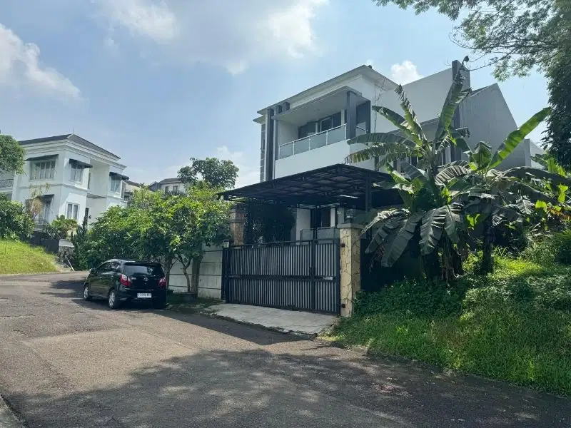 rumah bagus swimming pool dan siap huni di sentul city bogor