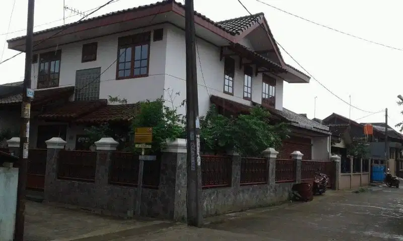 Rumah hook 2 lantai Bekasi barat