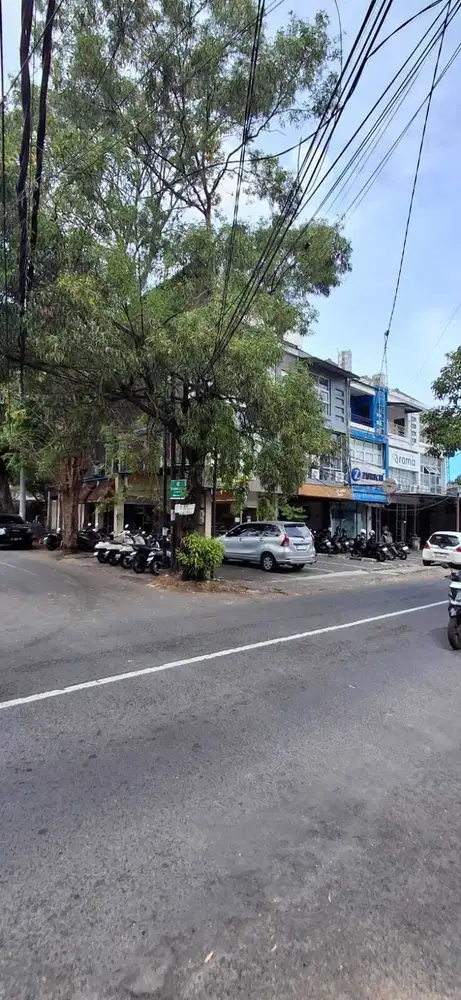 RUKO LOKASI BAGUS 4 LT COCOK UNTUK USAHA BEST  DI RENON