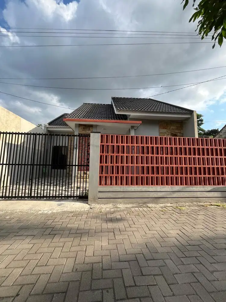 RUMAH BARU MEWAH - TATA RUANG NYAMAN HARGA MURAH DI WEDOMARTANI