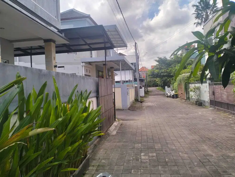 FOR SALE RUMAH MINIMALIS LINGKUNGAN PERUMAHAN BAGUS DENPASAR