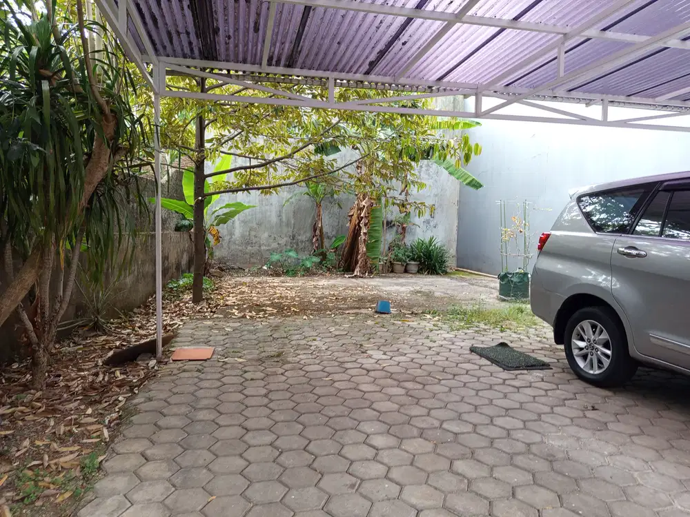 Tanah matang siap bangun di Cigadung Dago dekat Itb