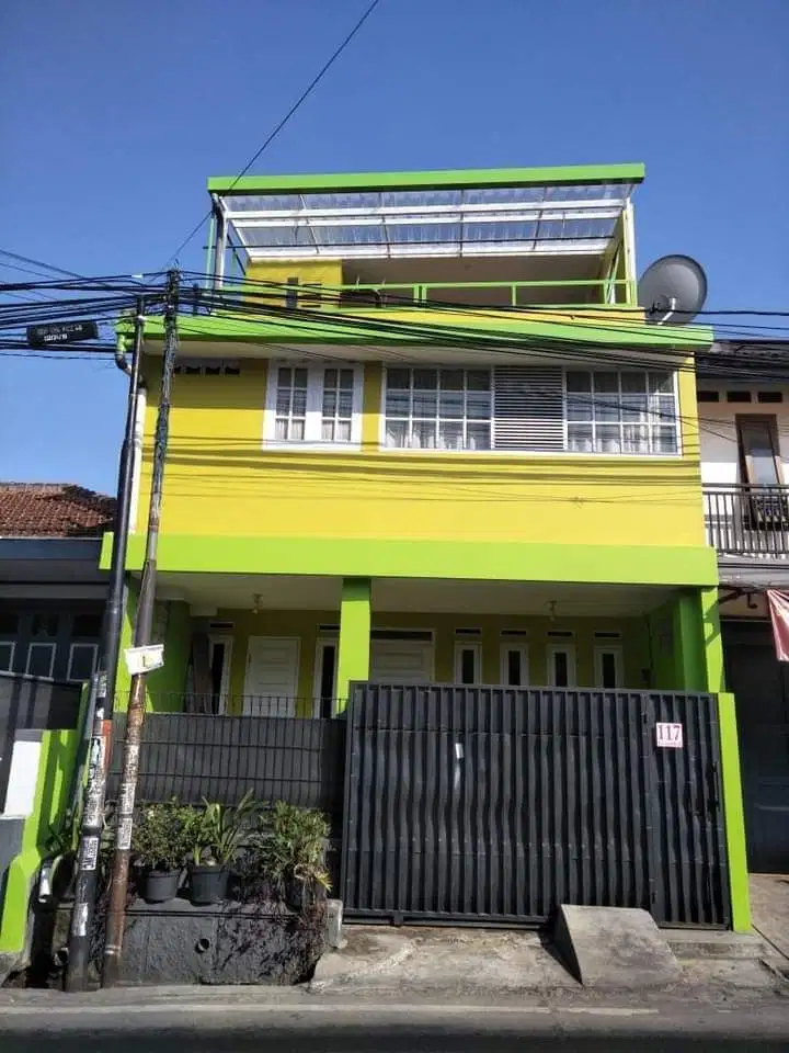 Rumah siap huni jl pesantren Cimahi bisa untuk usaha kantor