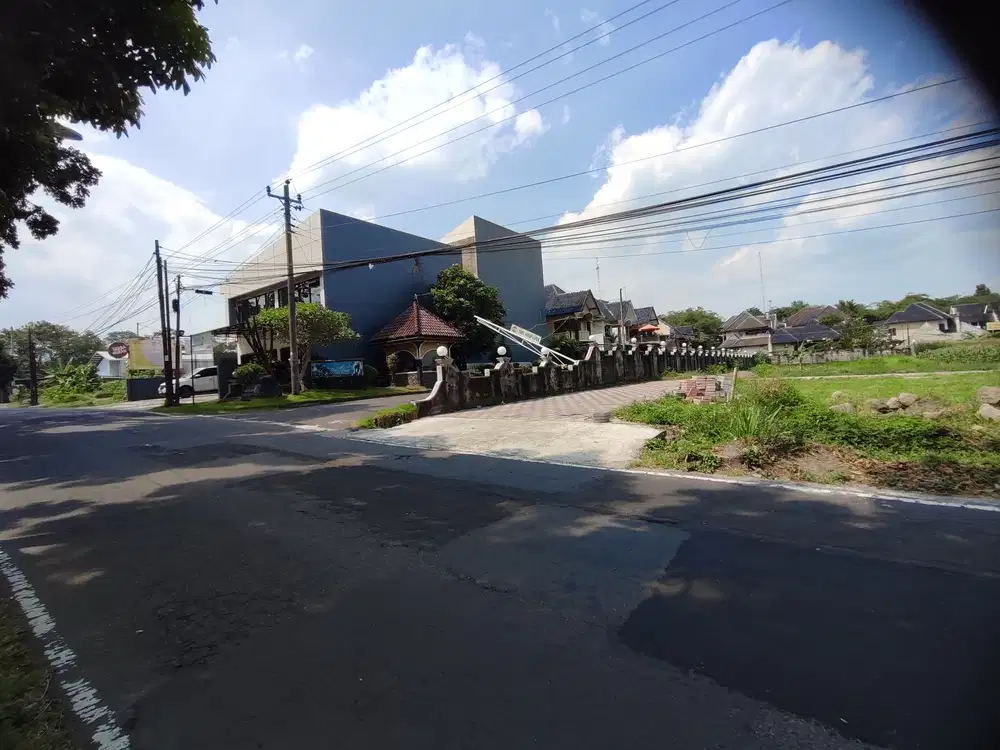 Tanah Palagan Dkt Hyatt