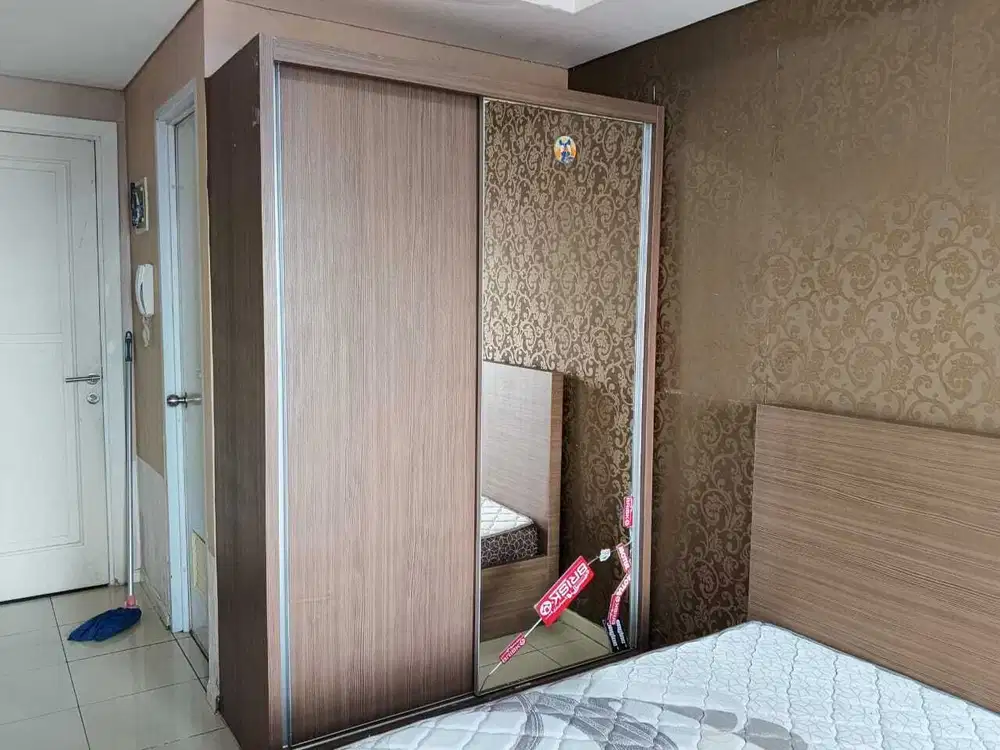 Di sewakan  apartemen green lake Sunter tipe   studio furnish