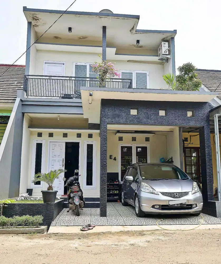 Rumah 2 lantai di bawah pasaran tanah baru beji depok dlm cluster