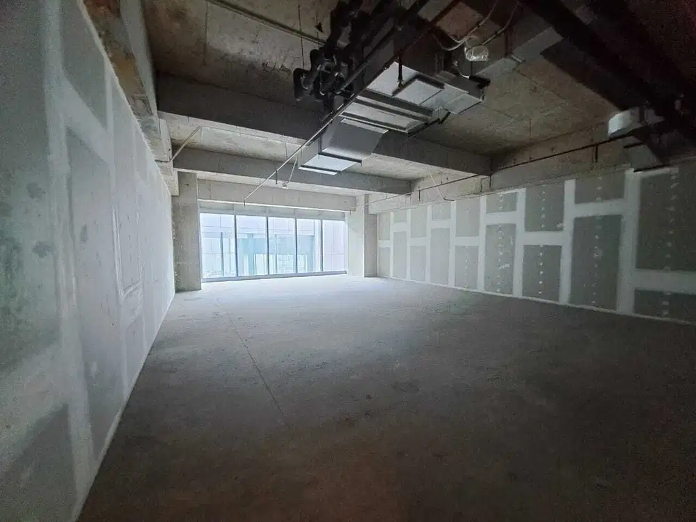 Sewa Murah Kantor 135 m2 di World Capital Tower (WCT) Mega Kuningan