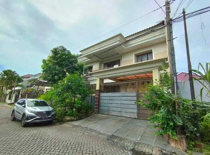 Rumah 2 Lantai Dekat Kertajaya Di Galaxy Bumi Permai 1