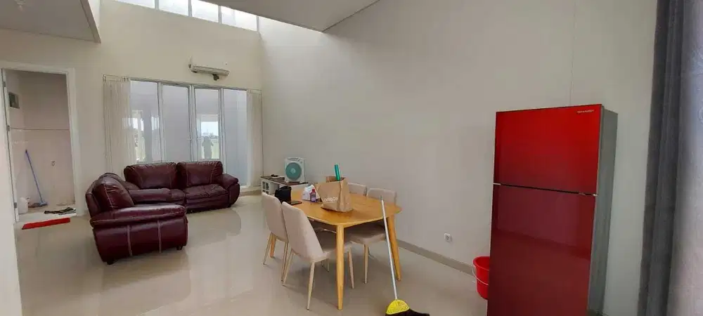 Rumah 2 Lantai Puri Galaxy, Minim 2 Thn